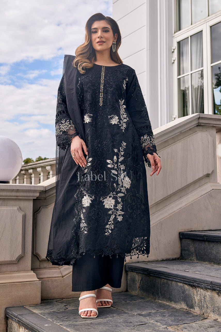 Siyah Noorani Embroidered-Suit Set