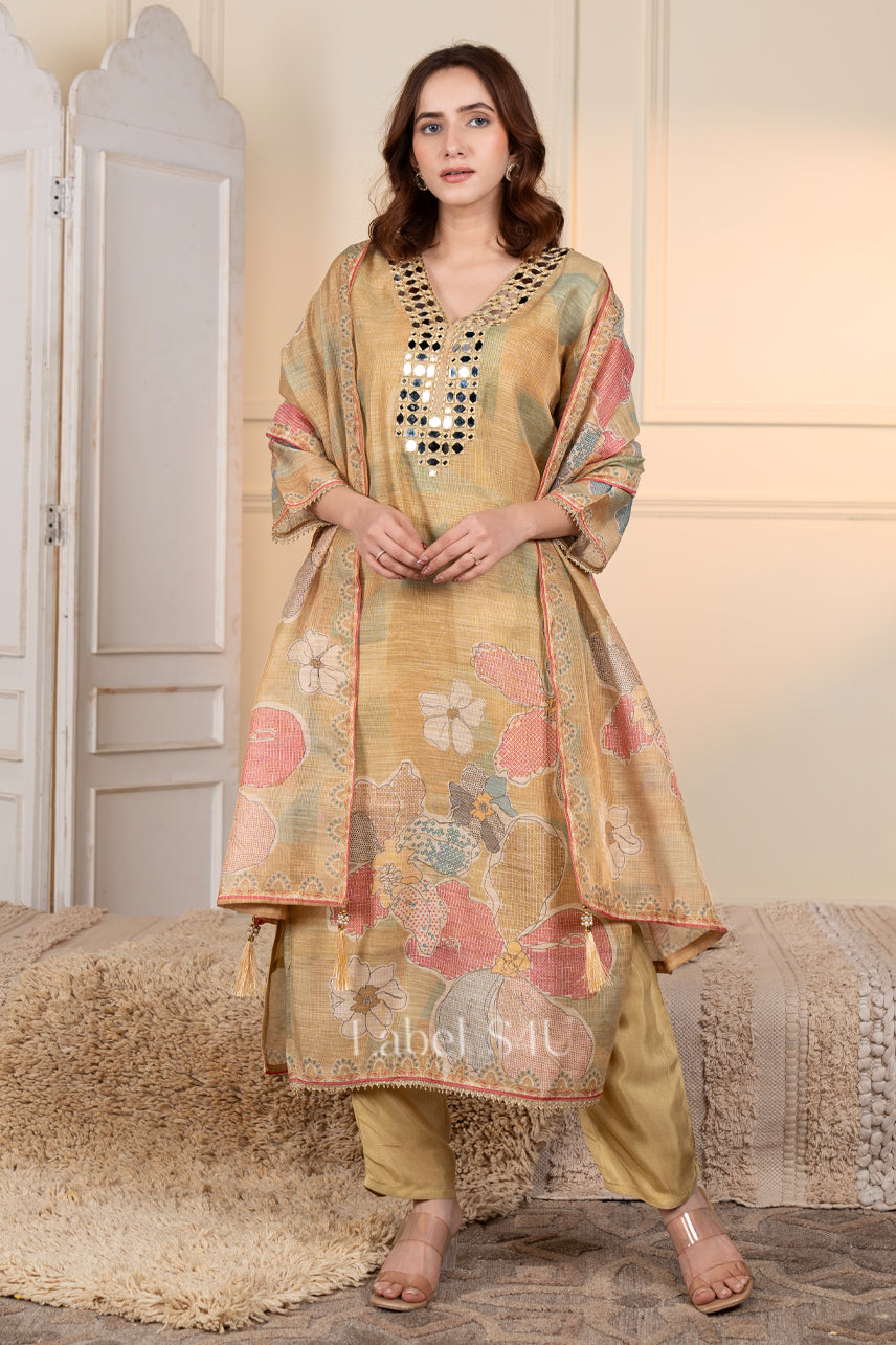 Gulzarish Printed-Suit Set