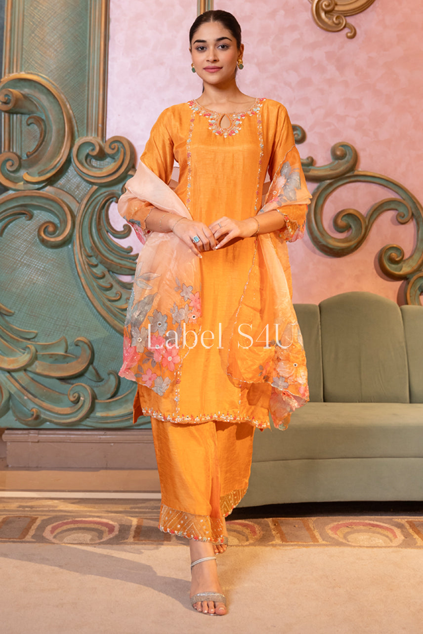 Naaz-Suit Set